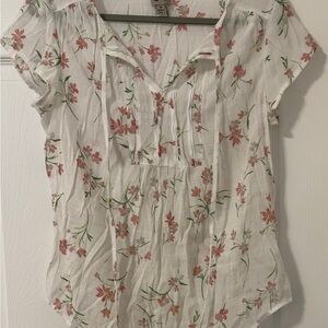 Como Vintage White and Pink Cap Sleeve Blouse with Peter Pan Collar